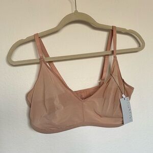 Negative Underwear Mesh Sieve Silky Non-Wire Bralette in Buff Size 5 / Large